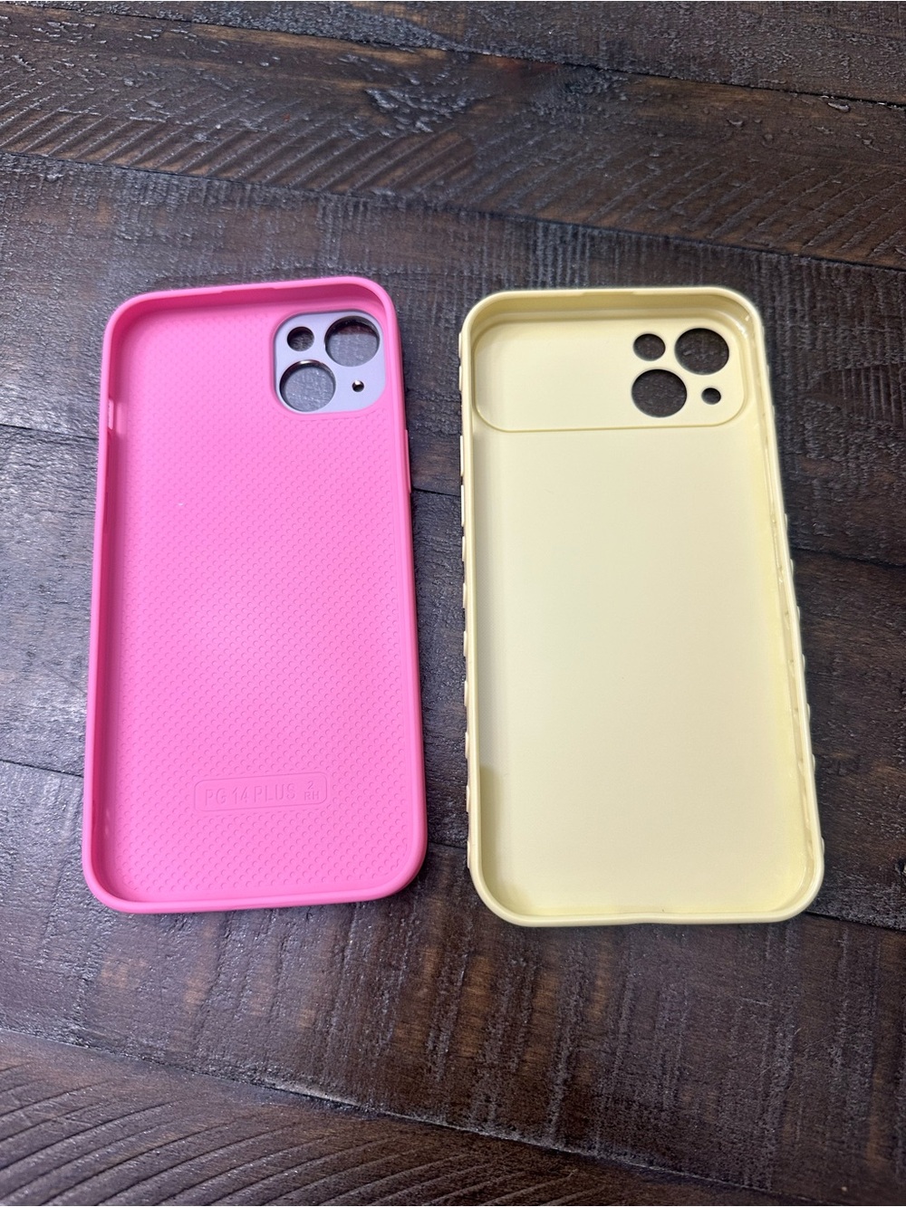 Source Unknown Pink Gloss and Yellow Polka Dot Phone Case Duo - Picture 2 of 2